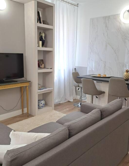 Centro Storico Luxury Smeraldo Suite: Historic Elegance With Hydromassage Apartamento *